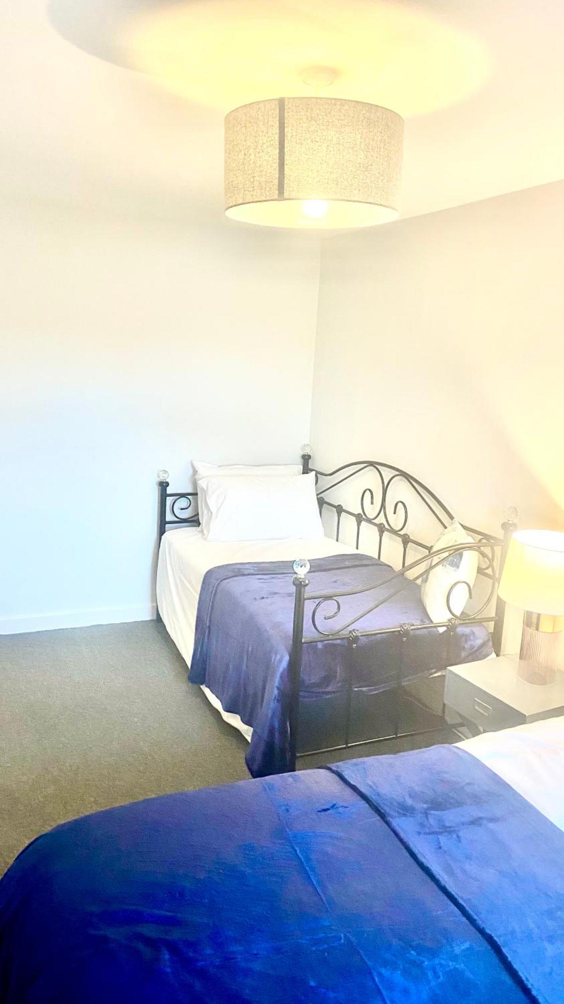 Spacious 1 Bedroom Apartment In Wigan Shevington 외부 사진